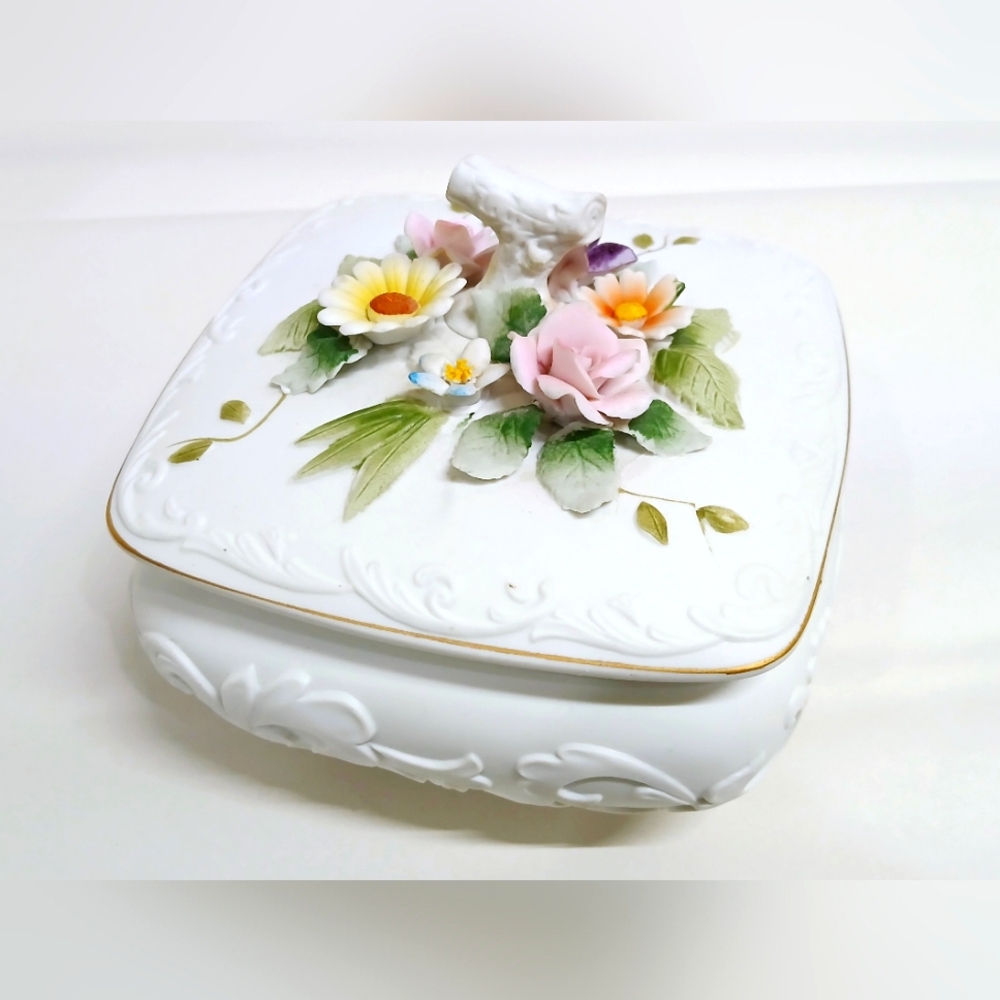 Vintage Floral Porcelain Trinket Box